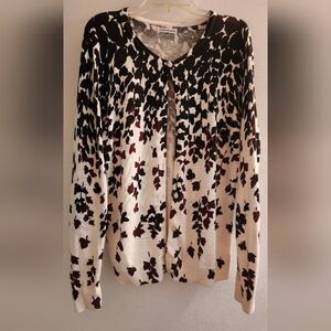 Croft And Barrow Black and Off White Leaf Pattern Cardigan